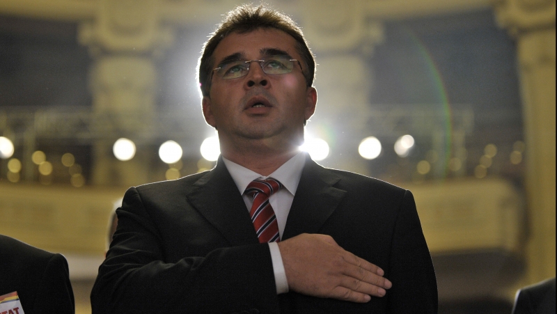 Oprişan le scrie lui Iohannis şi ambasadei SUA: Opriţi presiunile în justiţie