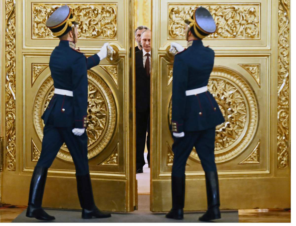 PUTIN DESCHIDE UN NOU FRONT: Rușii au creat Rada Populară a Basarabiei în sudul Ucrainei