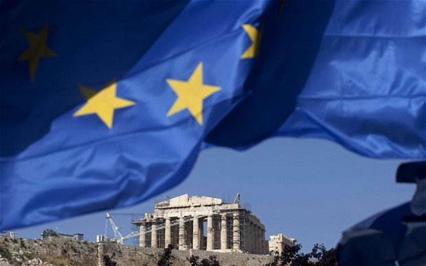 Turiștii ar urma să fie obligați să utilizeze cardurile în Grecia