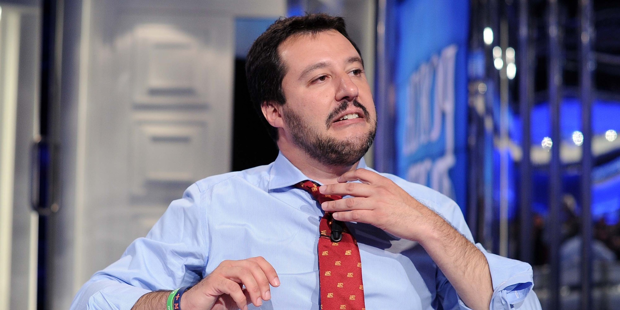 Polemică în Italia după ce liderul Ligii Nordului a cerut ca taberele de romi să fie „rase de pe fața pământului”