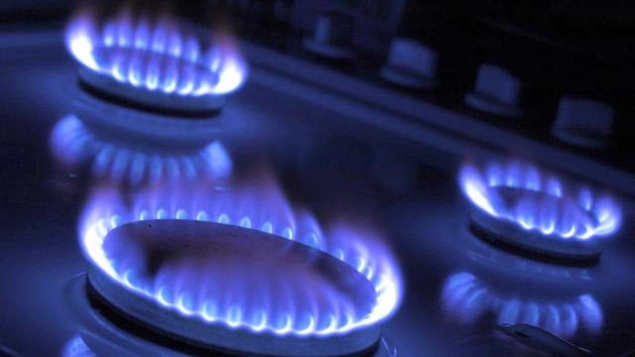 Ministrul energiei: Guvernul ar putea aproba miercuri MAJORAREA preţului gazelor naturale pentru populaţie