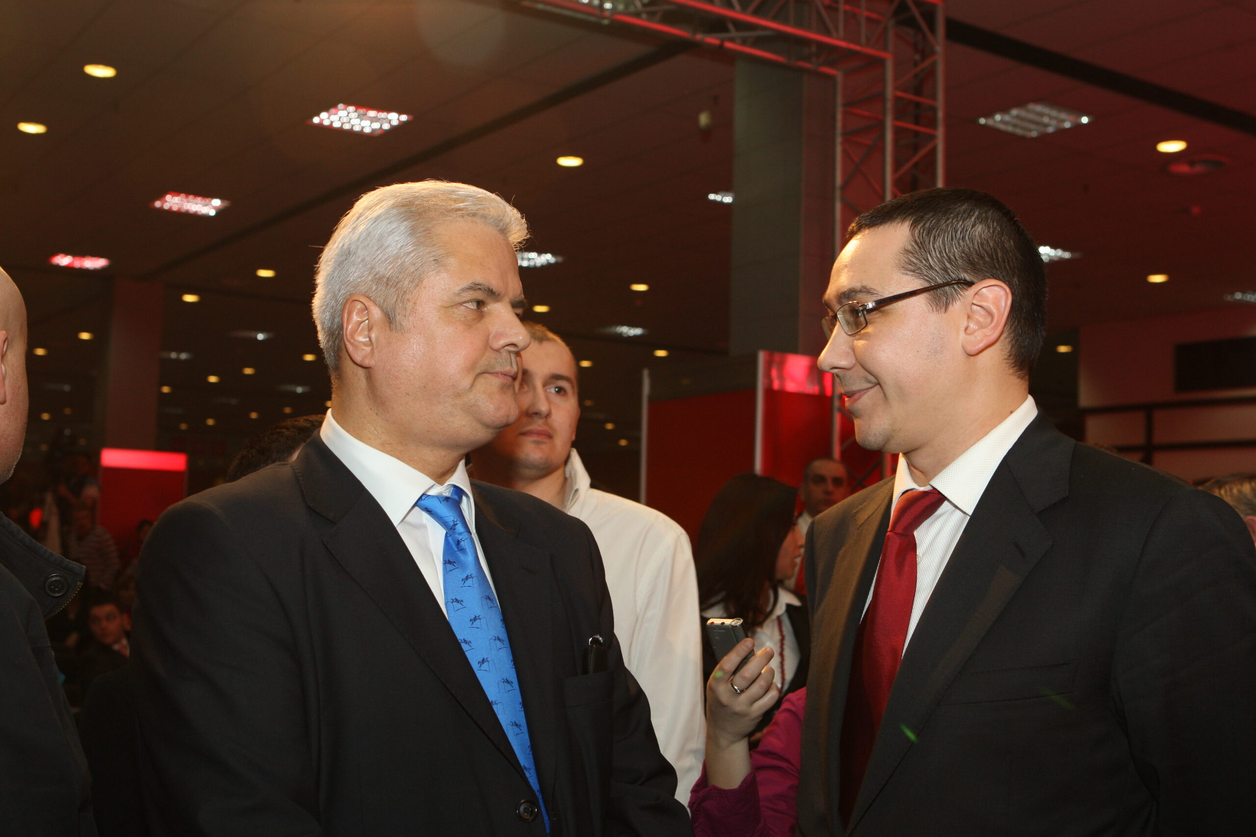 Zgonea: Am primit de la procurorul general sesizarea cu privire la Ponta; Biroul permanent convocat la ora 17,00