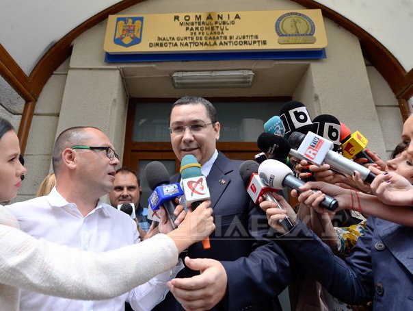 Cazanciuc: Ponta nu trebuie să demisioneze