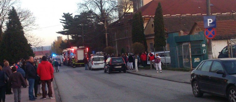 INCENDIU LA SPITALUL DIN SIMERIA | Flux24.ro
