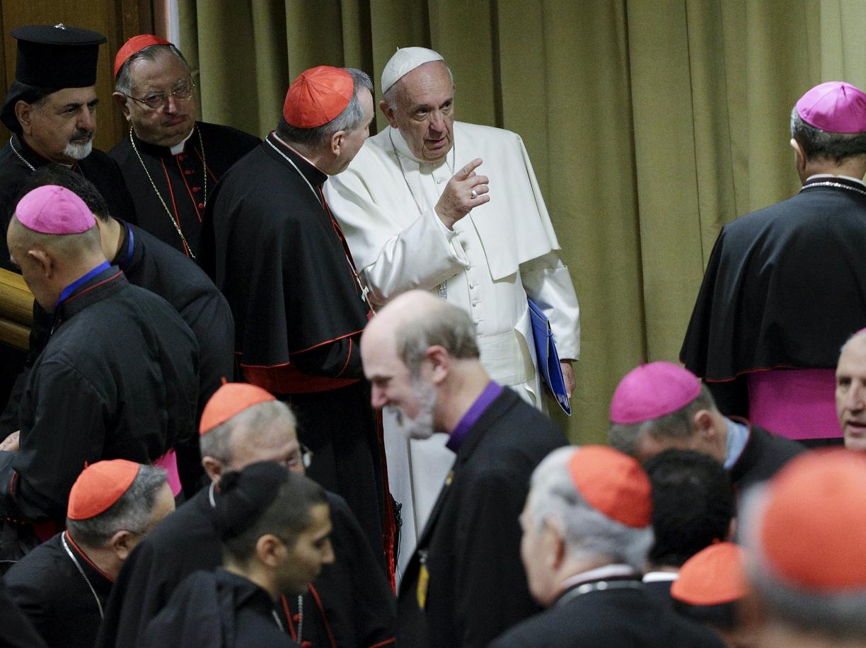 Papa Francisc: Omenirea este la un „pas de sinucidere”