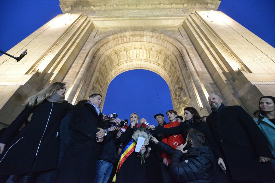 Deputat PSD CONFIRMĂ că mii de pesediști vor fi aduși din țară la parada militară de 1 decembrie