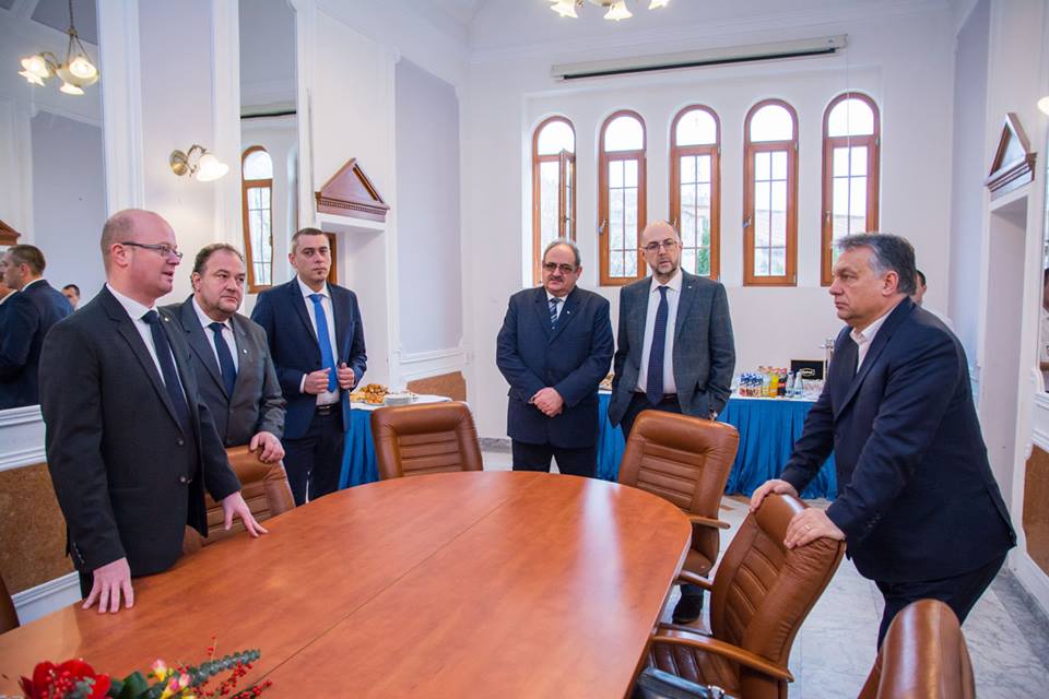 Guvernul maghiar, campanie masivă pentru UDMR în Transilvania: Pentru Guvernul Ungariei şi pentru Ungaria, nu este indiferent ce se va întâmpla duminică