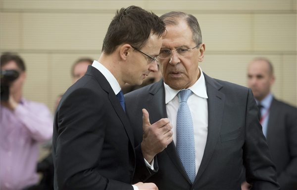 Ministrul de externe maghiar la Moscova pentru a pregăti vizita lui Putin la Budapesta