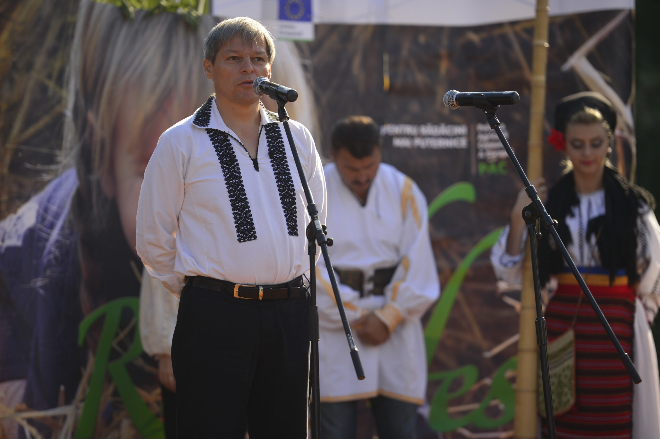 EXCLUSIV/ Scheleții lui Dacian Cioloș: ÎNTREBĂRI CHEIE