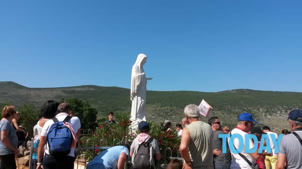 Papa nu crede în aparițiile zilnice ale Fecioarei Maria la Medjugorje unde se strâng un milion de pelerini