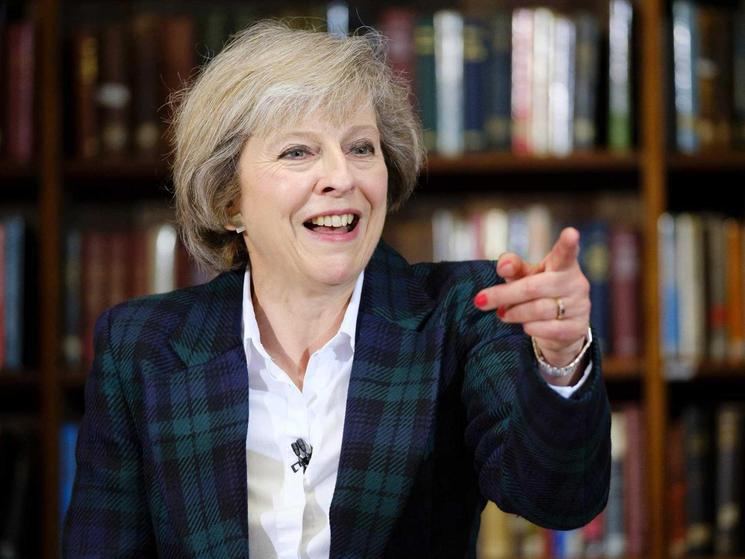 Mai multe clădiri din UK pot lua foc | Flux24.ro