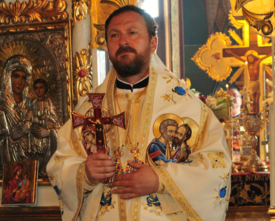Teolog după ce a văzut imaginile cu Episcopul Porno de Huși: Am vomitat