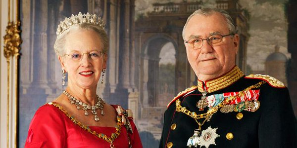 SCANDAL ÎN CASA REGALĂ A DANEMARCEI: Soțul Reginei refuză să fie îngropat împreună cu aceasta
