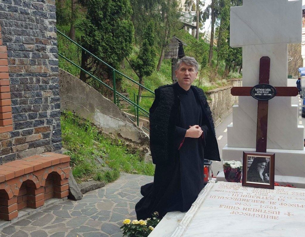 Pomohaci vrea să redevină preot | Flux24.ro
