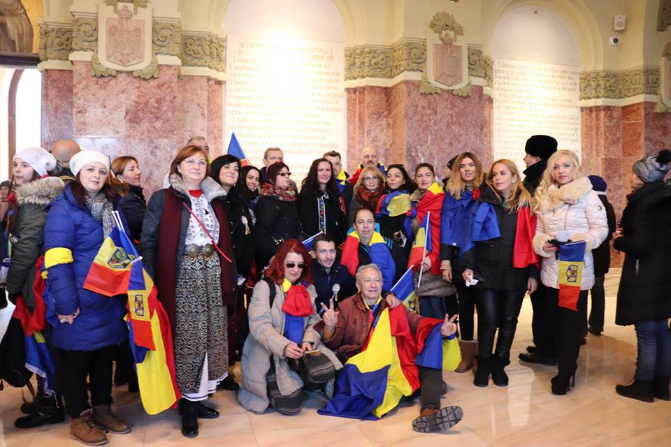 Cheful așa-zișilor jurnaliști din Diaspora, inclusiv USR, cu PSD-ul
