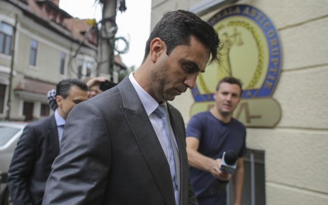 Șeful DGA, acuzat de plagiat/ Cătălin Ioniţă: Dacă este ceva în neregulă, vreau să îmi asum. Sunt un om care, de-a lungul carierei, şi-a asumat orice