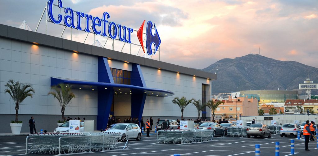 Auchan, Carrefour, Cora prinse de Consiliul Concurenței