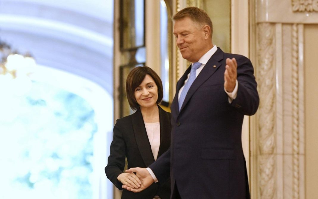 Ministrul de interne al Maiei Sandu a scos din unul din cele mai vechi colinde românești cuvintele „român” și „românești” Ministrul de interne al Maiei Sandu a scos din unul din cele mai vechi colinde românești cuvintele „român” și „românești”