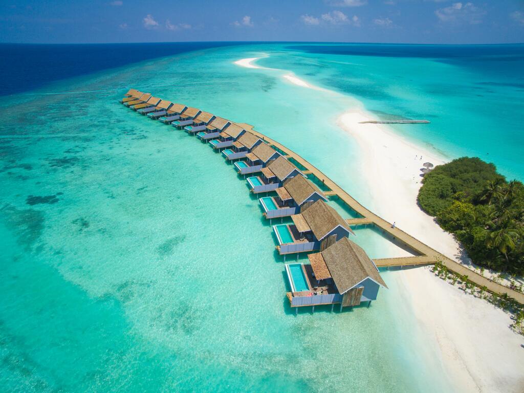 Prețurile pentru Maldive au crescut cu 30% față de anul trecut. Manager TUI: Dacă cineva este puțin atent, plătește în Maldive puțin mai mult decât un sejur la Mamaia Prețurile pentru Maldive au crescut cu 30% față de anul trecut. Manager TUI: Dacă cineva este puțin atent, plătește în Maldive puțin mai mult decât un sejur la Mamaia