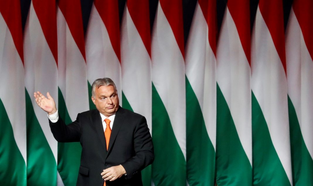 Viktor Orbán: Occidentul, în timp ce îşi pierde siguranţa, a şi ajuns la sfârşitul celor 500 de ani în care civilizaţia sa a dominat lumea Viktor Orbán: Occidentul, în timp ce îşi pierde siguranţa, a şi ajuns la sfârşitul celor 500 de ani în care civilizaţia sa a dominat lumea