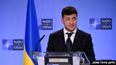 Președintele ucrainean nervos că i se promite aderarea la NATO în 50 de ani Președintele ucrainean nervos că i se promite aderarea la NATO în 50 de ani