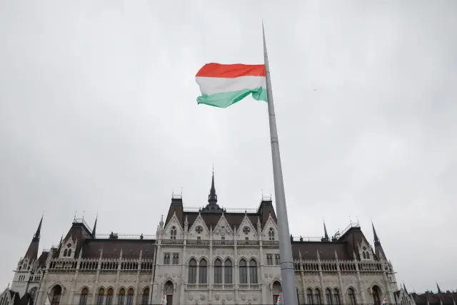 Europarlamentar din partidul lui Viktor Orbán: Este inacceptabil şantajul ideologic de a suspenda dreptul de vot al Ungariei doar pentru că nu suntem de acord în probleme politice importante Europarlamentar din partidul lui Viktor Orbán: Este inacceptabil şantajul ideologic de a suspenda dreptul de vot al Ungariei doar pentru că nu suntem de acord în probleme politice importante