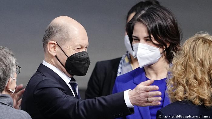 Scholz dă vina pe scandalurile din Coaliție care ar fi dus la scorul dezastruos la europarlamentare Scholz dă vina pe scandalurile din Coaliție care ar fi dus la scorul dezastruos la europarlamentare