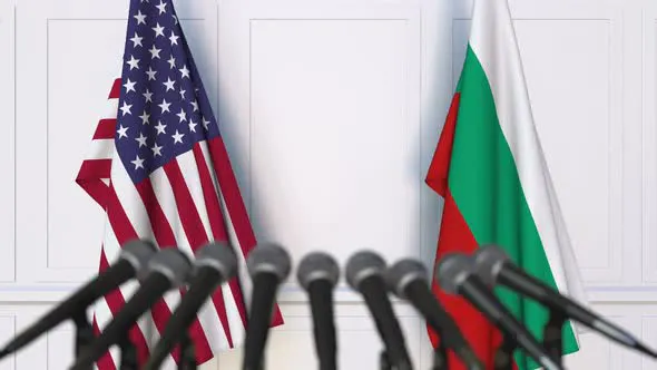 Bulgaria refuză să primească soldați americani pe teritoriul său, dar ar accepta francezi Bulgaria refuză să primească soldați americani pe teritoriul său, dar ar accepta francezi