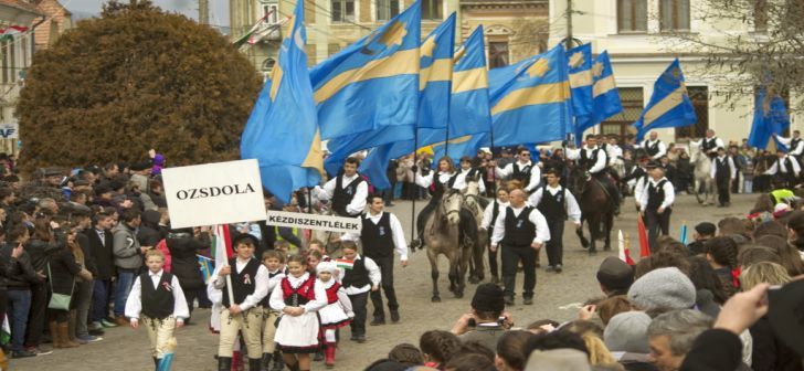 Mii de oameni sunt aşteptaţi vineri la Ziua Libertăţii Secuilor de la Târgu Mureş Mii de oameni sunt aşteptaţi vineri la Ziua Libertăţii Secuilor de la Târgu Mureş