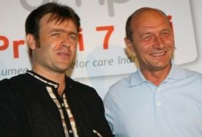 Coliban o plătește pe nevasta lui Felix Tătaru pentru un nou brand al Brașovului Coliban o plătește pe nevasta lui Felix Tătaru pentru un nou brand al Brașovului