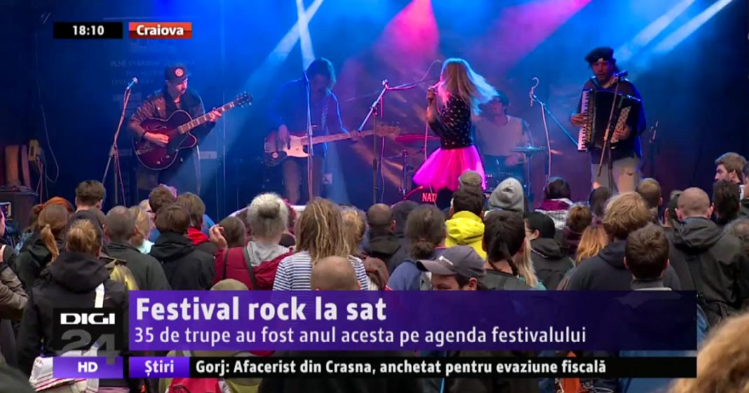 Satul din Mehedinți care aduce mii de cehi la un mare festival rock: Povestea celor 3 frați cu ciorba cehească de burtă, coaste la cuptor (porție de un kilogram) plăcintă de cartof, tăiței lați cu afumătură și clătite de cartof Satul din Mehedinți care aduce mii de cehi la un mare festival rock: Povestea celor 3 frați cu ciorba cehească de burtă, coaste la cuptor (porție de un kilogram) plăcintă de cartof, tăiței lați cu afumătură și clătite de cartof