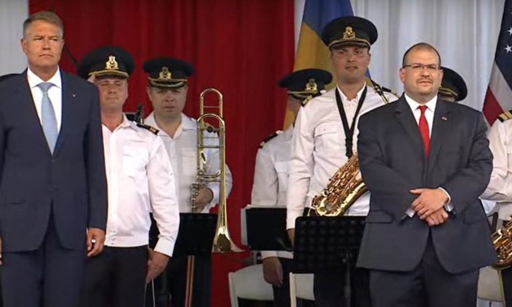 De ce să trimită SUA ambasador în România dacă președintele îl primește pe însărcinatul cu afaceri? De ce să trimită SUA ambasador în România dacă președintele îl primește pe însărcinatul cu afaceri?