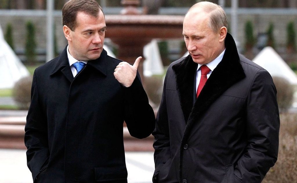 Fostul președinte rus, Dmitri Medvedev,amenință cu naționalizarea bunurilor din Rusia ale străinilor înregistrați în „jurisdicții ostile” Fostul președinte rus, Dmitri Medvedev,amenință cu naționalizarea bunurilor din Rusia ale străinilor înregistrați în „jurisdicții ostile”