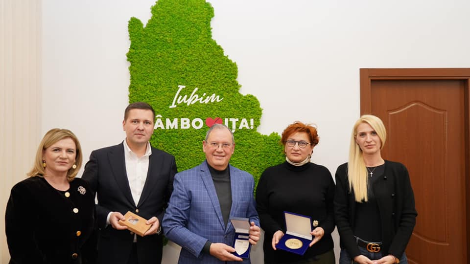 Dumitru Prunariu vrea „Emblematic România”, proiect pilot de promovare a turismului național Dumitru Prunariu vrea „Emblematic România”, proiect pilot de promovare a turismului național