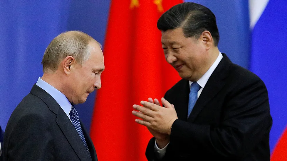 China refuză de a cataloga acţiunile Rusiei în Ucraina drept o „invazie” sau de a critica Moscova China refuză de a cataloga acţiunile Rusiei în Ucraina drept o „invazie” sau de a critica Moscova