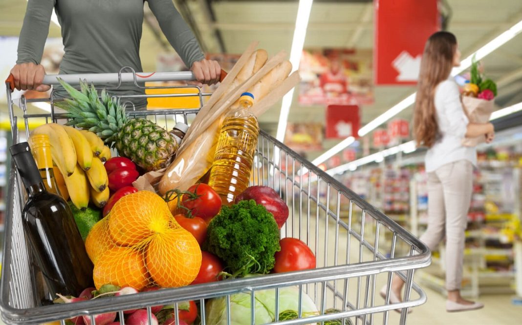 Deutsche Presse Agentur: Multe alimente modificate genetic ar putea ajunge în cele din urmă neetichetate pe rafturile supermarketurilor europene Deutsche Presse Agentur: Multe alimente modificate genetic ar putea ajunge în cele din urmă neetichetate pe rafturile supermarketurilor europene
