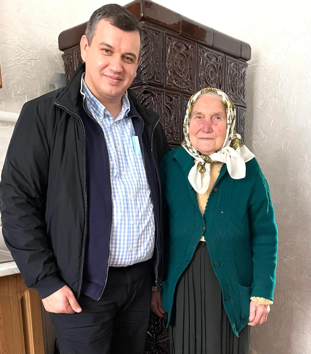 Tomac: Am plecat din Cernăuți cu gandul la îndemnul doamnei Maria Bujniță, născută în 1937, pe vremea Regelui Carol al II-lea Tomac: Am plecat din Cernăuți cu gandul la îndemnul doamnei Maria Bujniță, născută în 1937, pe vremea Regelui Carol al II-lea