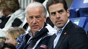 Trump: Crede cineva cu adevărat că cocaina găsită în Aripa de Vest a Casei Albe, foarte aproape de Biroul Oval, era destinată utilizării de către altcineva decât Hunter și Joe Biden? Trump: Crede cineva cu adevărat că cocaina găsită în Aripa de Vest a Casei Albe, foarte aproape de Biroul Oval, era destinată utilizării de către altcineva decât Hunter și Joe Biden?