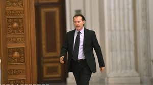 Cîțu: Guvernul ăsta nu e liberal. Un guvern liberal venea cu reducerea taxelor pe consum (12 miliarde lei=scăderea TVA de la 21% la 18%) și pe venit pentru a ajuta TOȚI salariații din România. Nu doar o parte Cîțu: Guvernul ăsta nu e liberal. Un guvern liberal venea cu reducerea taxelor pe consum (12 miliarde lei=scăderea TVA de la 21% la 18%) și pe venit pentru a ajuta TOȚI salariații din România. Nu doar o parte