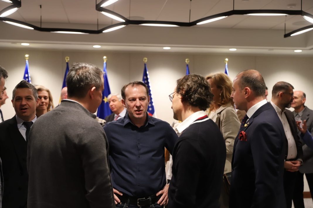 Cîțu, întâlnire cu românii-americani: Sunt foarte importanţi în cadrul Parteneriatului Strategic Cîțu, întâlnire cu românii-americani: Sunt foarte importanţi în cadrul Parteneriatului Strategic