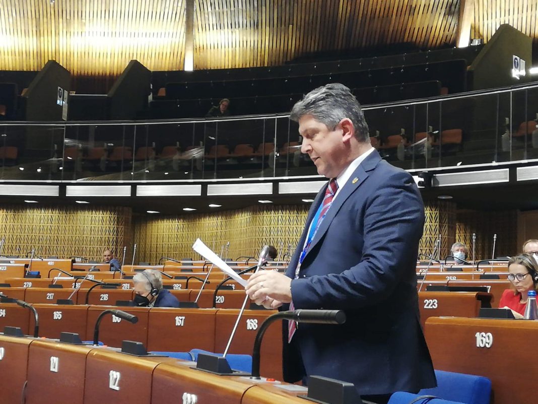 Titus Corlățean l-a interpelat pe ministrul de externe german despre situația minorității românești din Ucraina: Răspunsul șefului diplomației de la Berlin Titus Corlățean l-a interpelat pe ministrul de externe german despre situația minorității românești din Ucraina: Răspunsul șefului diplomației de la Berlin
