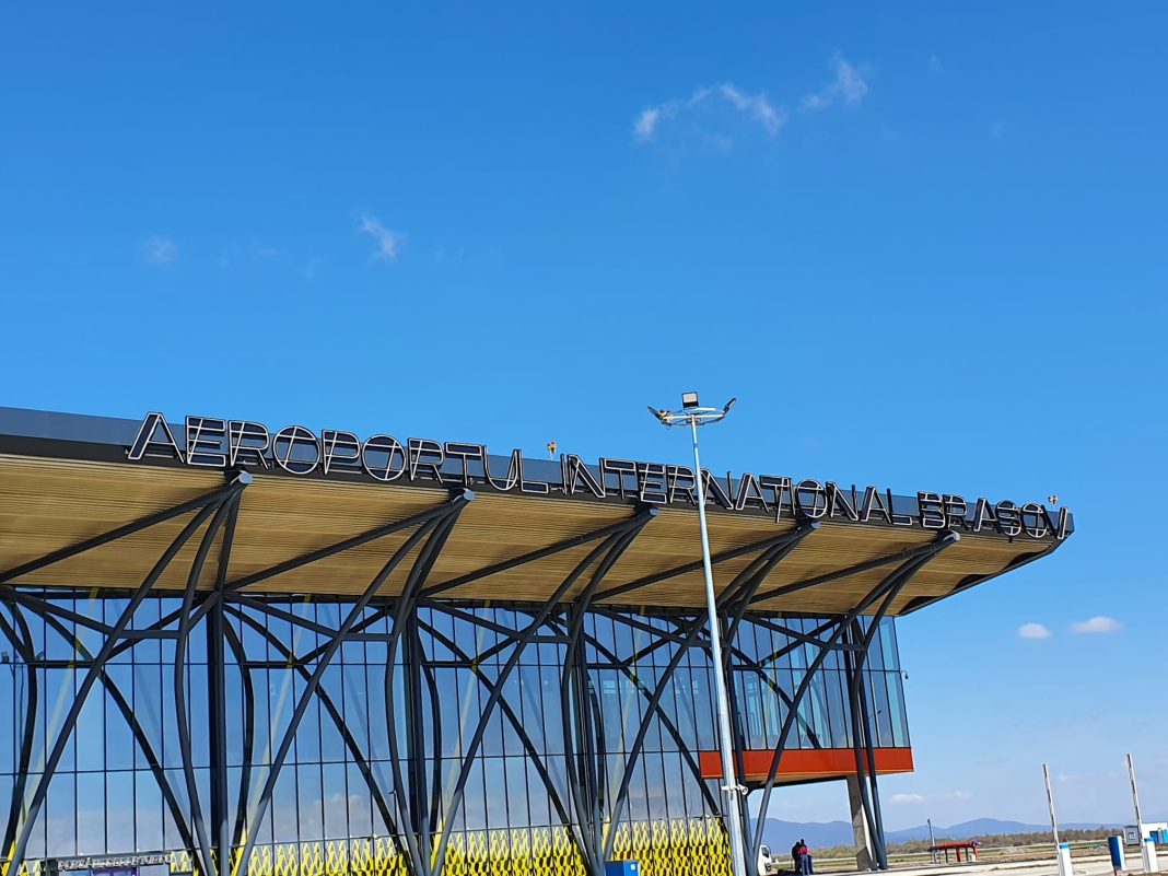 <strong>Compania UTI CFM SA a instalat în Aeroportul Brașov-Ghimbav soluții de securitate </strong><strong>de ultimă generație</strong> <strong>Compania UTI CFM SA a instalat în Aeroportul Brașov-Ghimbav soluții de securitate </strong><strong>de ultimă generație</strong>