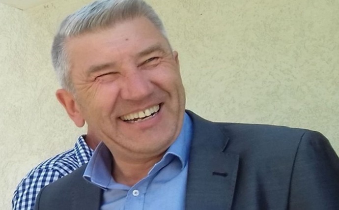 Deputat PSD acuză Diaspora că nu trimite destui bani în România și vrea o lege ca aceștia să vină să voteze în țară:Să urce în avion, să dea 200-300 de euro pe bilet și să voteze. Ei nu au nicio contribuție la evolutia statului român Deputat PSD acuză Diaspora că nu trimite destui bani în România și vrea o lege ca aceștia să vină să voteze în țară:Să urce în avion, să dea 200-300 de euro pe bilet și să voteze. Ei nu au nicio contribuție la evolutia statului român