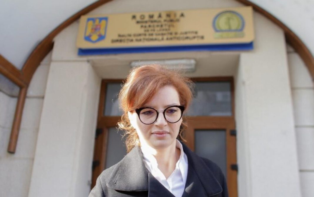 Băsescu se așteaptă ca fiica sa Ioana să fie condamnată la pușcărie Băsescu se așteaptă ca fiica sa Ioana să fie condamnată la pușcărie