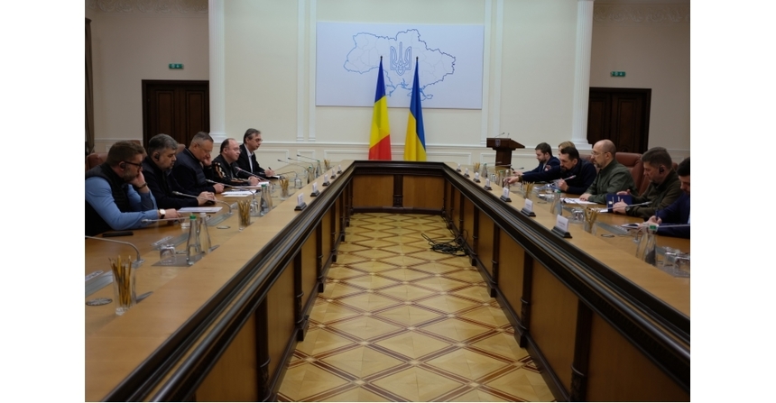 Cum au ratat interesele României cei 3 turiști la Kiev CONTROVERSA ZILEI DE ANDREI BĂDIN Cum au ratat interesele României cei 3 turiști la Kiev CONTROVERSA ZILEI DE ANDREI BĂDIN