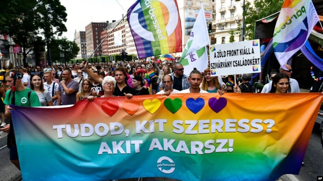 Preşedintele Comisiei Europene a condiţionat deblocarea fondurilor UE pentru Ungaria de LGBTQ Preşedintele Comisiei Europene a condiţionat deblocarea fondurilor UE pentru Ungaria de LGBTQ