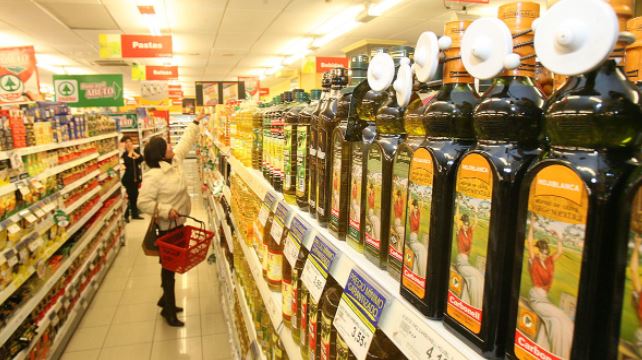 Prețurile în Spania explodează. Familiile din Spania ar putea cheltui numai pentru alimente, 500 euro mai mult comparativ cu anul trecut Prețurile în Spania explodează. Familiile din Spania ar putea cheltui numai pentru alimente, 500 euro mai mult comparativ cu anul trecut