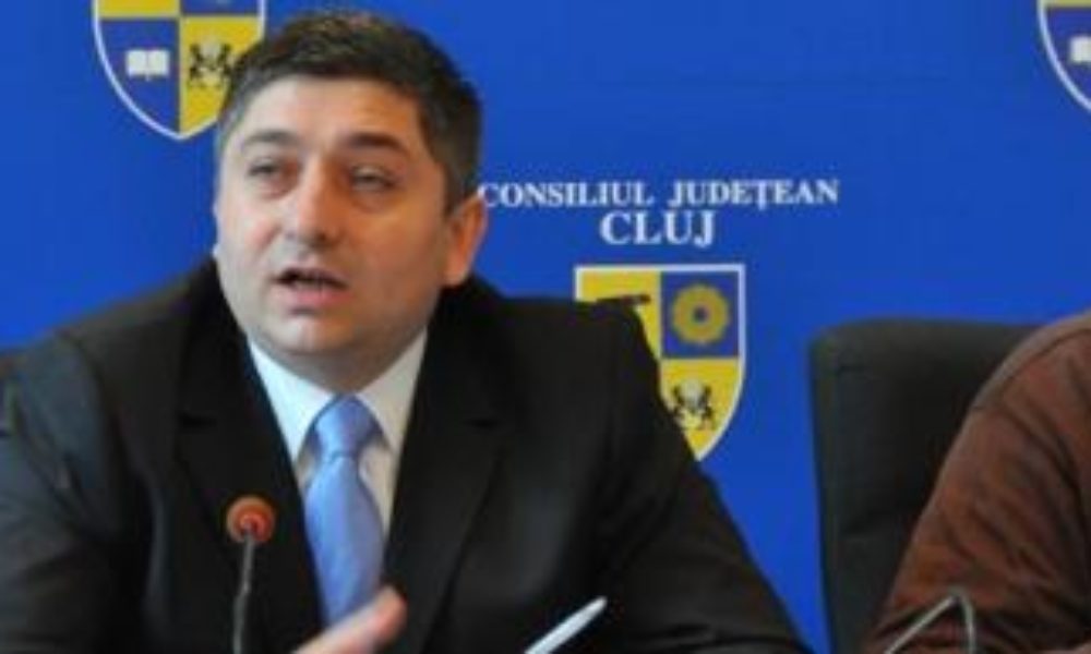 Șeful liberal al CJ Cluj acuză: Nu pot fi schimbați nici dacă vine SMURD-ul în clădire. Există ministere care sunt captive la anumite grupuri de interese de zeci de ani Șeful liberal al CJ Cluj acuză: Nu pot fi schimbați nici dacă vine SMURD-ul în clădire. Există ministere care sunt captive la anumite grupuri de interese de zeci de ani