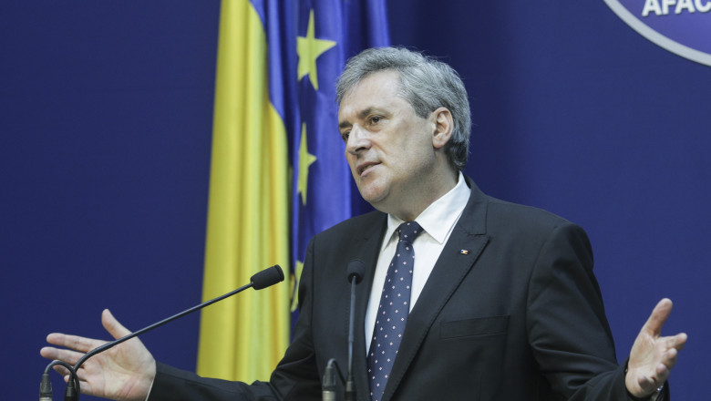 Marcel Vela: Suntem într-o perioadă a schimbărilor masive.Atât la nivel de societate, cât și la nivelul fiecăruia dintre noi Marcel Vela: Suntem într-o perioadă a schimbărilor masive.Atât la nivel de societate, cât și la nivelul fiecăruia dintre noi