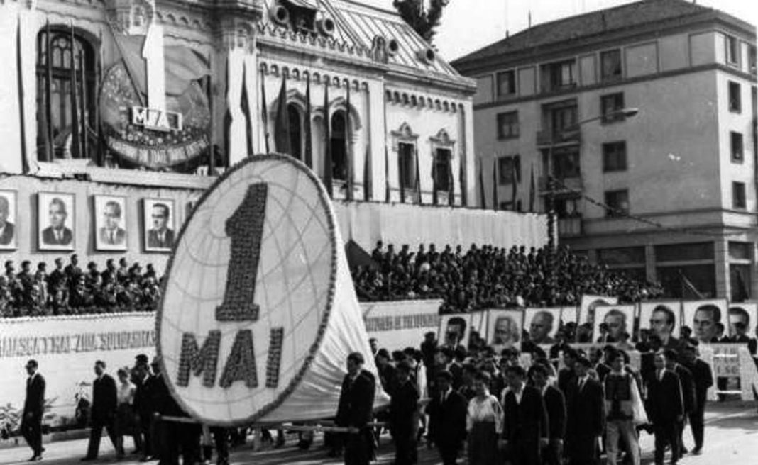 1 MAI MUNCITORESC/Veniturile liderilor de sindicat cresc de la an la an cu toate că activitatea sindicală e aproape zero 1 MAI MUNCITORESC/Veniturile liderilor de sindicat cresc de la an la an cu toate că activitatea sindicală e aproape zero